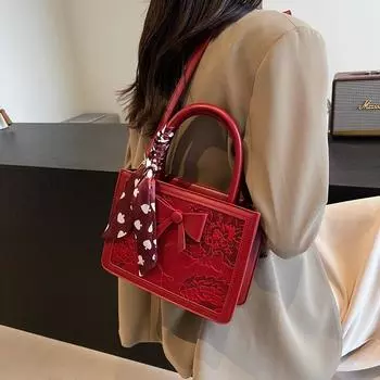 Новая китайская красная сумка 2024 года, новая большая вместительная высококачественная свадебная сумка для невесты, переносная сумка-мессенджер красный