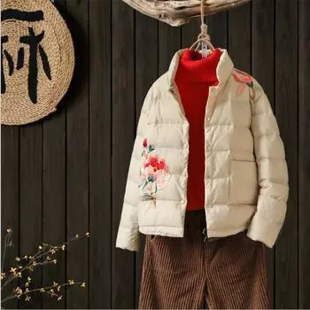 Новая короткая вышитая куртка-пуховик в этническом стиле, женская зимняя куртка-стойка со скрытыми пуговицами, вышитая в стиле ретро, белая куртка-пуховик на утином пуху S красный