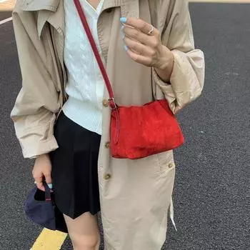 Новая ленивая сумка-облако конфетного цвета, портативная наплечная сумка из замши с плиссировкой, маленькая сумка-мессенджер красный