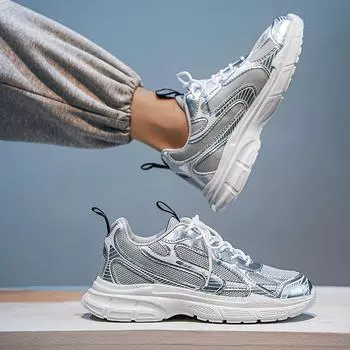 Новая летняя обувь со всеми модными туфлями. Повседневная спортивная обувь на платформе для папы. 40