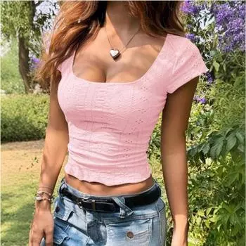 Новая летняя женская футболка с квадратным вырезом и оборками по краям S чёрный