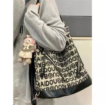 Новая многофункциональная сумка на одно плечо с косым креплением, ретро-сумка большой вместимости, универсальная сумка для поездок на работу и обратно для студентов чёрный