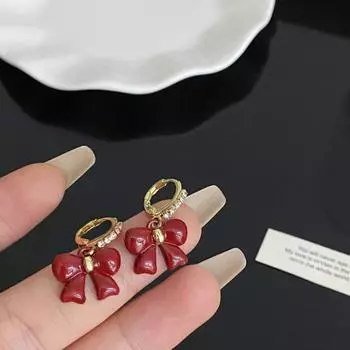 Новая мода, нишевый дизайн, красный бант, изысканный темперамент, циркониевая пряжка для ушей, женская