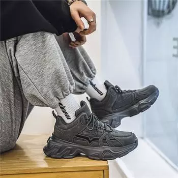 Новая модная мужская удобная спортивная обувь Four Seasons для мальчиков и девочек, трендовые дышащие повседневные кроссовки на мягкой подошве для бега, тренажерного зала 39 чёрный