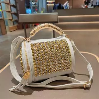 Новая модная сумка через плечо с заклепками и кисточками из стразов