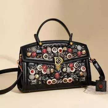 Новая модная сумка со стразами 2024 года