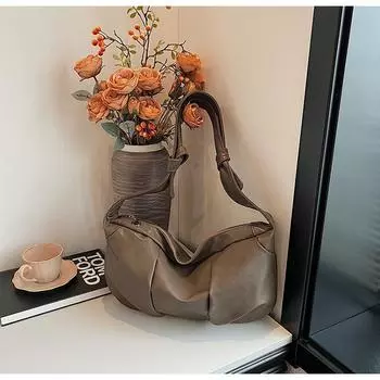 Новая модная женская повседневная универсальная простая женская сумка через плечо, нишевый дизайн, ленивый стиль, мягкая кожаная сумка-мессенджер