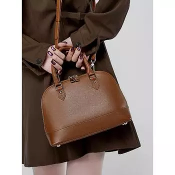 Новая однотонная модная трендовая сумка 2025 года на одно плечо, повседневная роскошная женская сумка-ракушка 25x9x18 коричневый