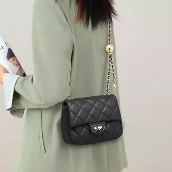 Новая осенне-зимняя сумка-чехол с ароматом в стиле «кроссбоди» с цепочкой из бриллиантов, модная и универсальная сумка через плечо, небольшая квадратная сумка для поездок на работу