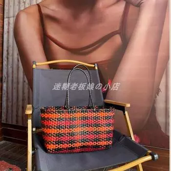 Новая плетеная сумка, пляжная сумка для отпуска на море, легко сочетающаяся сумка-тоут, сумка-корзина для овощей в праздном стиле, сумка-рюкзак на одно плечо для женщин Black and red color matching