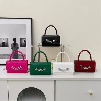 Новая портативная маленькая женская сумка 2024 года, новая модная модная сумка в иностранном стиле на одно плечо, маленькая квадратная сумка через плечо, модная, классная белый