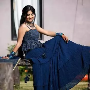 Новая привлекательная и сильно вышитая лехенга с блузкой и дупаттой. (чоли)(синий) FREE синий