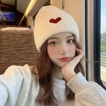 Новая японская вышитая вязаная шапка с надписью «Любовь» для мужчин и женщин, теплая защита ушей на осень и зиму, для пар, студентов, мода A3