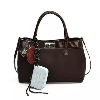 Новая ретро легкая роскошная сумка модная универсальная повседневная сумка через плечо высокого класса простая маленькая квадратная сумка one size fits all чёрный