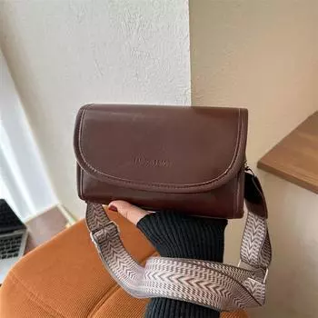 Новая ретро женская сумка модная и простая сумка через плечо женская зимняя сумка 2024 года в иностранном стиле маленькая квадратная сумка женская сумка в иностранном стиле белый