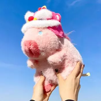 Новая розовая плюшевая кукла капибара, милая шляпа для танца льва, капибара, аниме, пушистая игрушка, кавайный плюшевый подарок для подруги, мягкая подвеска