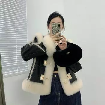 Новая шуба из натуральной шерсти с большим меховым воротником M