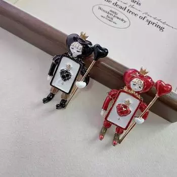 Новая симпатичная ретро-брошь в виде солдата в виде сердец и пик, рождественская серия, аксессуары из сплава, персонализированный трендовый корсаж
