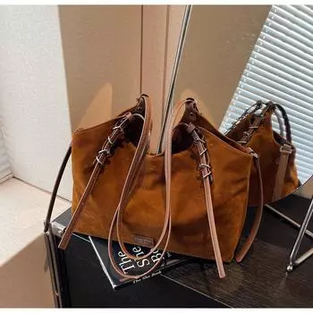 Новая сумка через плечо, модная женская сумка-тоут большой вместимости, осень/зима 2024, повседневная, деловая, для поездок на работу чёрный