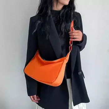 Новая сумка осенне-зимняя модная сумка-мессенджер простая сумка через плечо женская легкая универсальная сумка-пельмень однотонная сумка подмышкой чёрный