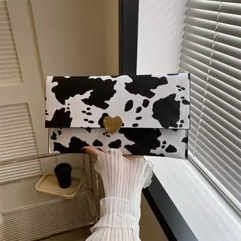 Новая сумка женская персонализированная сумка-конверт 2024 летняя корейская версия простая сумка-клатч женская сумка популярная сумка-клатч в этом году