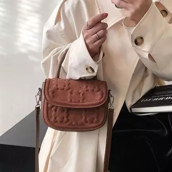 Новая сумка, женская сумка через плечо со свежей текстурой, простая однотонная сумка для печенья, маленькая квадратная сумка на одно плечо с ароматом в стиле ретро