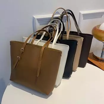 Новая универсальная большая вместительная простая повседневная модная и трендовая сумка через плечо чёрный