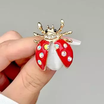Новая версия броши в виде насекомого, божья коровка с семью звездами, капля масла, корсаж, жук, пальто с булавками, партия аксессуаров для пиджака-рубашки