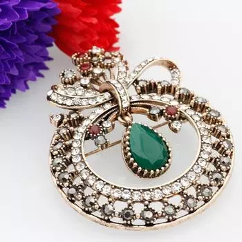 Новая винтажная круглая брошь с цветком из смолы, женские ювелирные изделия, значок из смолы под старину, золотого цвета, Рождественский подарок красный