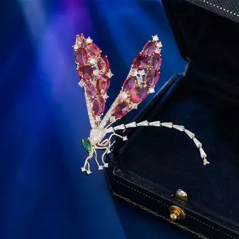 Новая высококачественная брошь в виде стрекозы, нишевая роскошная элегантная атмосфера, изысканная хрустальная брошь, булавка для пиджака, аксессуары