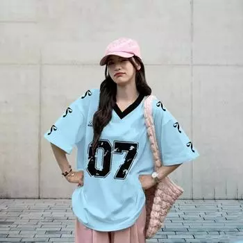 Новая женская футболка с принтом, V-образным вырезом и короткими рукавами, летняя форма футбольного фаната, свободная повседневная спортивная женская футболка, размер 7 XS