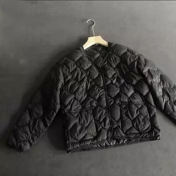 Новая женская куртка-пуховик из белого утиного пуха 90% пушистая и теплая, легкая и свободная, короткая куртка с V-образным вырезом M чёрный