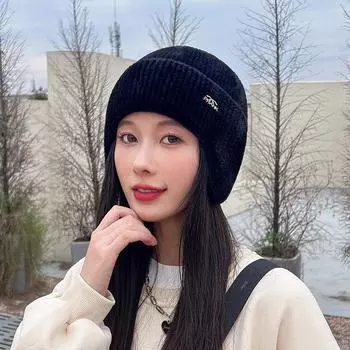 Новая женская мягкая зимняя шапка, уличная одежда из искусственного меха, теплая шапка с хвостиком, модная декоративная шапка-бини для женщин, повседневная вязаная шапка с ушками 55cm-60cm чёрный