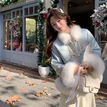Новая женская шуба в китайском стиле с пуговицами, на хлопковой подкладке, в стиле Тан, с вышивкой из искусственной лисьей шерсти 2024 года, осень-зима, новый национальный стиль S 85-50 kg лазурь