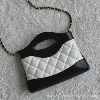 Новая женская сумка через плечо из нанокожи с бриллиантовой цепочкой — маленькая, горизонтальный дизайн 20 cm чёрный