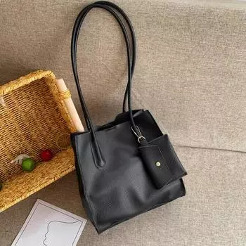 Новая женская сумка для матери и ребенка 2024 года, трендовая универсальная сумка на одно плечо с креплением через плечо и подмышкой, маленькая квадратная сумка Niche Handbag чёрный