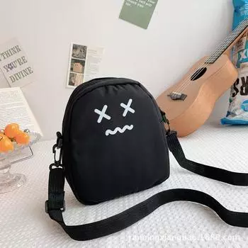 Новая зимняя нейлоновая маленькая квадратная сумка, забавная и милая мультяшная мини-сумка, сумка для мобильного телефона для студентов мужского и женского пола 18*21*7