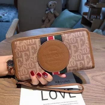 Новинка 2024 года, длинные женские кошельки, клатч из натуральной кожи, оригинальный брендовый кошелек с буквенным принтом, вечерние вечерние клатчи в полоску с лентой бежевый