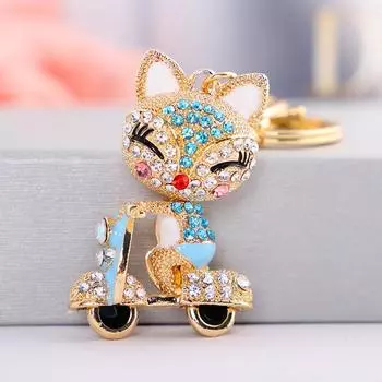 Новинка 2024 года, креативный милый брелок с изображением лисы, японский корейский популярный простой модный брелок для ключей с металлической инкрустацией бриллиантами, женская сумка-подвеска 12 cm фиолетовый