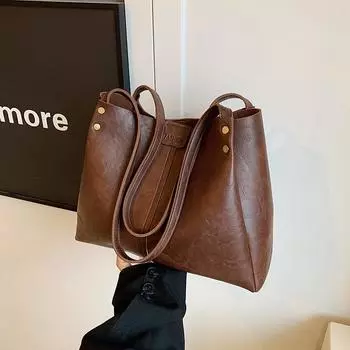 Новинка 2024 года, осень, новая ретро-сумка большой вместимости, однотонная, модная, индивидуальная, на одно плечо, подмышечная сумка для женщин чёрный