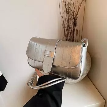 Новинка 2024 года, серебристая ретро-сумка-багет с горизонтальным дизайном, откидная подмышечная сумка, атмосферная сумка через плечо, рабочая сумка для поездок на работу чёрный