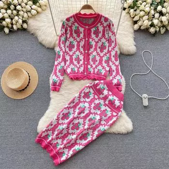 Новинка 2024 года, весенне-осенний вязаный свитер с жаккардовым принтом, женское однобортное пальто и облегающая юбка-футляр, комплект из двух предметов One Size фиолетовый