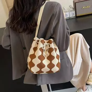 Новинка 2024 года, вязаная сумка через плечо для мобильного телефона, для переноски и хранения, милая исходящая портативная вязаная универсальная корейская версия