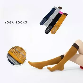 Новинка зимы, утолщенные носки для йоги длиной до колена с полной петлей, теплые нескользящие носки контрастного цвета для пола, красивые ножки, классические и универсальные