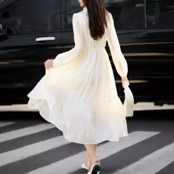 Новое французское богемное отпускное женское облегающее белое большое спортивное платье на весну S слоновая кость