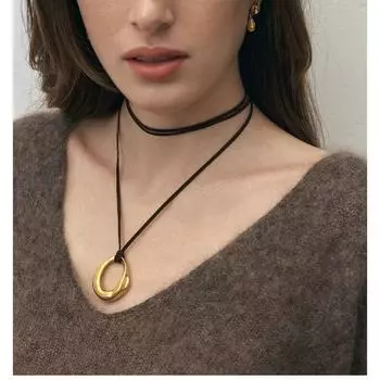 Новое китайское конденсационное ожерелье с черной веревкой, кольцом, кулоном, длинной цепочкой на шею, женское нишевое дизайнерское ожерелье из высококачественной цепочки-свитера