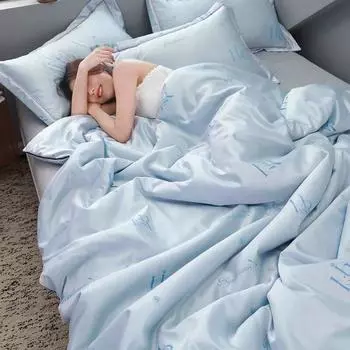 Новое красивое летнее одеяло с гиалуроновой кислотой, прохладное шелковое летнее одеяло, летнее красивое одеяло из ледяного шелка 150x200cm 1pcs