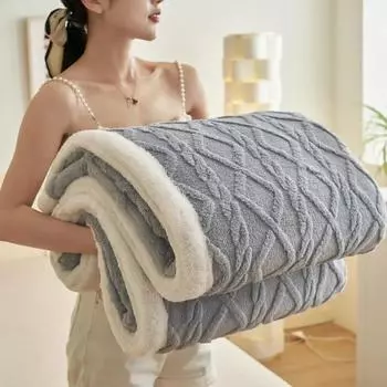 Новое одеяло Tafu Fleece Water Cube Nap Sofa Flannel Milk Fleece Double Thickened Blanket Легкое, нежное и теплое 70x100cm