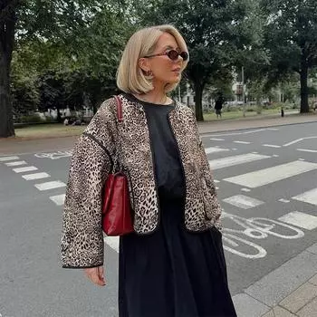 Новое осеннее стеганое пальто с леопардовым принтом для женщин, повседневное короткое пальто с круглым вырезом и длинным рукавом, женская улично-шикарная верхняя одежда для женщин S леопардовый