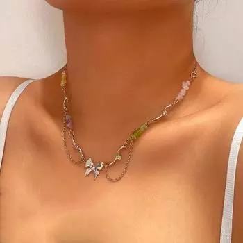 Новое ожерелье с цветным гравием и жидкой бабочкой, модное ожерелье с кулоном в виде бабочки с нестандартной бахромой, женское ювелирное изделие, подарок